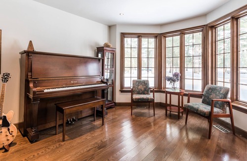 Saint-Ours Villa | Rolland Manor