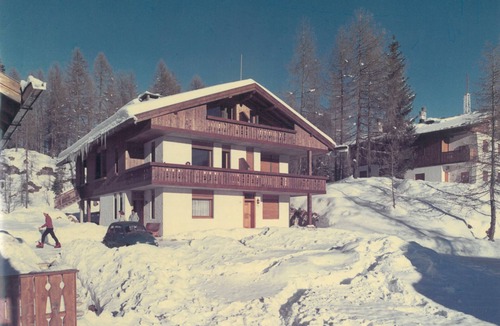 Cortina d'Ampezzo Ski Chalet | Romantic chalet on the ski slopes