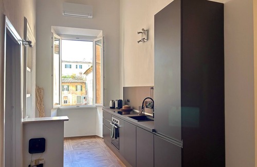 Rome City Centre Apartment | Rome: HISTORIC CENTER, close to the Pantheon, Trevi Fountain, Piazza di Spagna.
