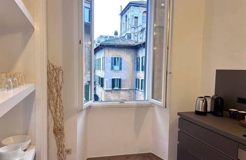 Rome City Centre Apartment | Rome: HISTORIC CENTER, close to the Pantheon, Trevi Fountain, Piazza di Spagna.