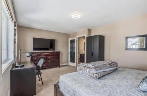 Southwest Calgary House | Rome, Sweet Home