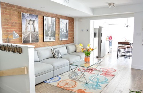 Plateau Mont Royal Apartment | ROOFTOP TERRACE - Mount Royal views- 4 bedrooms + 4 full bathrooms - Fast WiFi