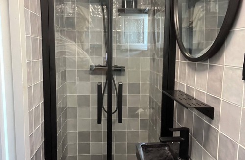 Grachtengordel-Zuid Apartment | Room/private bathroom in centre