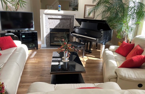 Richmond Bed & Breakfast | Rose Garden Vancouver