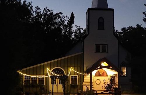 New Bothwell House | Rosedale Chapel Bed and Breakfast