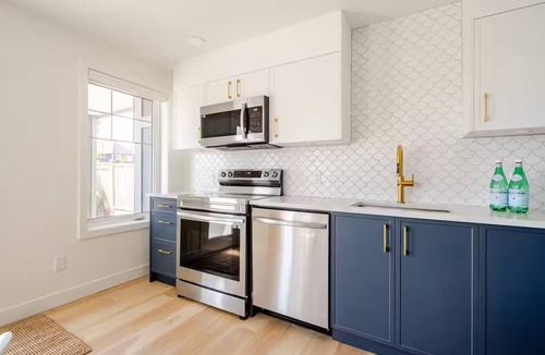 Colwood House | Royal Bay Vista: Coastal Living