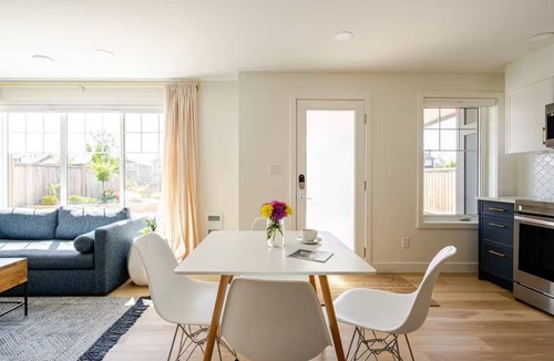 Colwood House | Royal Bay Vista: Coastal Living