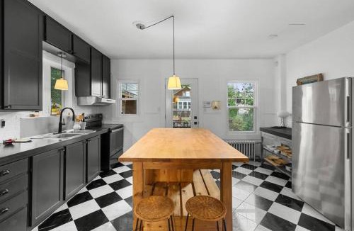 Lairet House | Ruralité au Cœur de la Ville