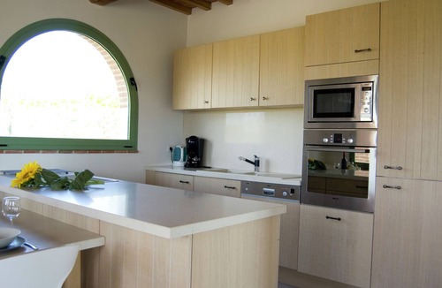 Ferretto House | Rustic Charm, Modern Comfort