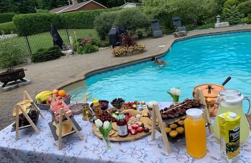 Nominingue Ski Chalet | Rustic experience with heated pool and spa