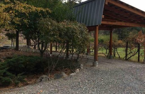 Lillooet House | Rustic getaway