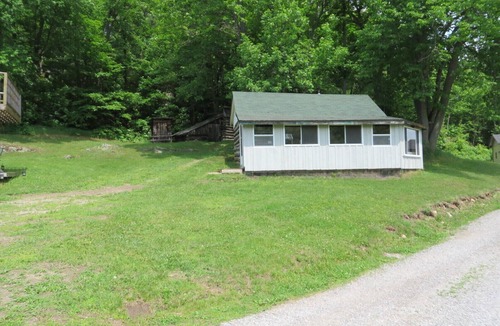 Greater Madawaska Cabin | Rustic Lakeside Log Cabins