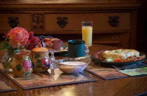 Black Creek Bed & Breakfast | Salmon Point B&B