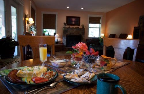Black Creek Bed & Breakfast | Salmon Point B&B