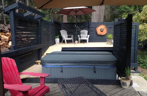 Salt Spring Island Bed & Breakfast | Salt Spring Carriage House B&B