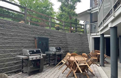 Regional District of Nanaimo Condo | Sand, Sea, and Sky. Steps from Beach - 2 Full Baths - 2 Bedroom Suites