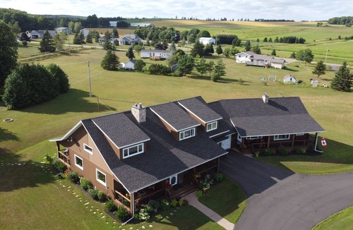 Charlotte's Shore House | Sandbar Secrets Country Home PEI Peaceful setting 15 Minutes from Charlottetown