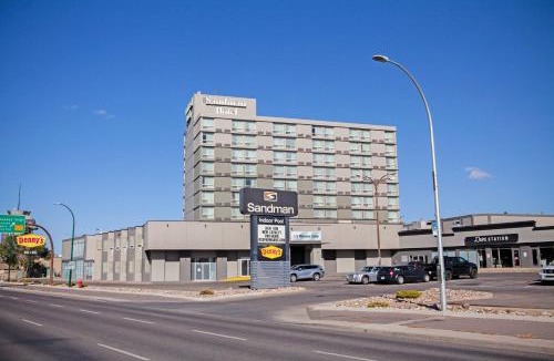 South Lethbridge Hotel | Sandman Hotel Lethbridge