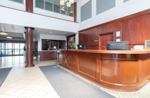 North Industrial Hotel | Sandman Hotel Saskatoon