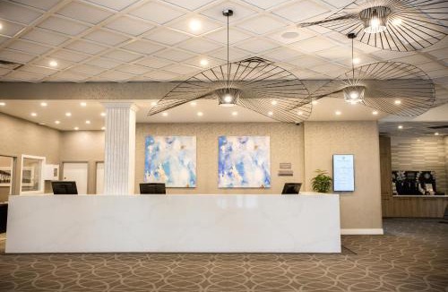 Downtown Hotel | Sandman Signature Lethbridge Lodge