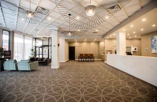 Downtown Hotel | Sandman Signature Lethbridge Lodge