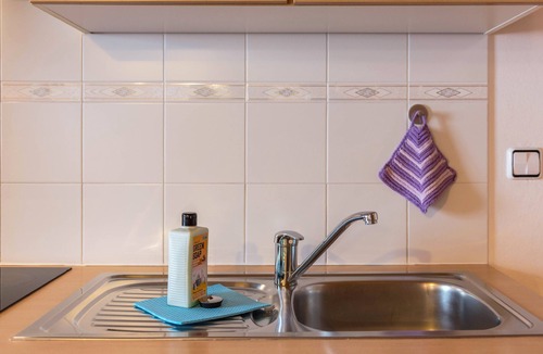Kastelruth Apartment | "Sattelkammer" Holiday Apartment with Mountain View, Wi-Fi & Garden