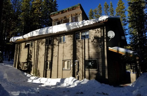Mount Baldy House | Sauna Suite On the Run Ski Chalet