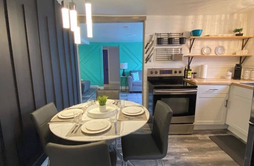 Quidi Vidi House | Scenic Bliss In Quidi Vidi Sleep4 + New Hot Tub