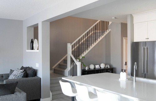 Cochrane House | Scenic Cochrane Family Home