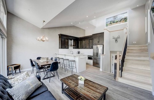 Teepee Town Apartment | Scenic Mountain Escape with BBQ and Private Patio