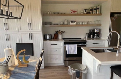 Souris House | Seabreeze Beach Retreat · 10 min walk to Sheep Pond Beach! 5 min to Souris !