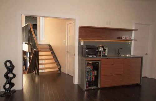 Halifax House | Seacliff- Luxury Halifax Waterfront Paradise -Pool, Hot Tub, Wharf & Boathouse