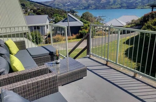 Akaroa House | SEACLUSION: Great Water Views, Wonderful for Multigenerational Families & Groups