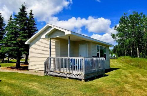 Ingonish Resort | Seascape Coastal Retreat - 2 ADULTS ONLY - HOT TUB AND WITHOUT HOT TUB OCEANFRONT PROPERTY