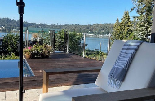 Port Moody House | Seaside Heaven - Infinity Pool - Rooftop Oasis