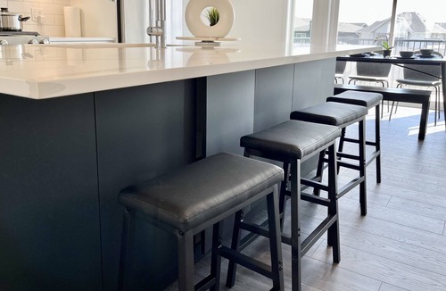 Colwood House | Seaside Modern Brand New Home close to Beach