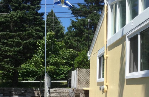Boutiliers Point Cottage | Seaside retreat 30 minutes from downtown Halifax