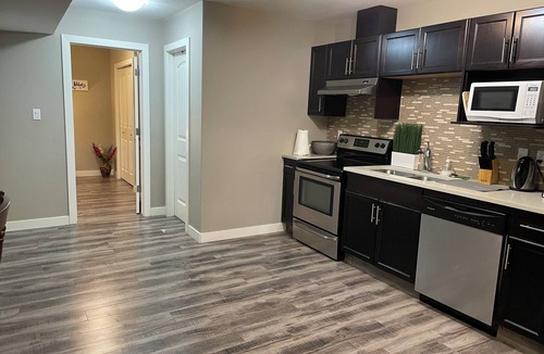Edmonton Apartment | Self contained-executive suite