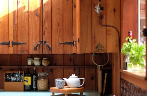 Savary Island Cabin | Semi-Waterfront: 2 minutes walking distance to a beautiful sandy beach!