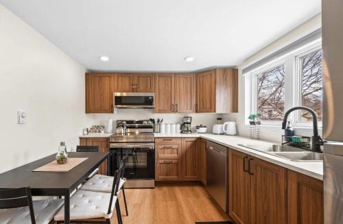 North End Apartment | Serenity Getaway