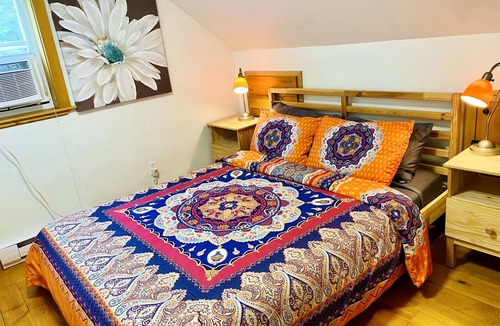 La Minerve Ski Chalet | SERENITY LAKE HOUSE /EXTRA FAST WIFI 110 Mbps