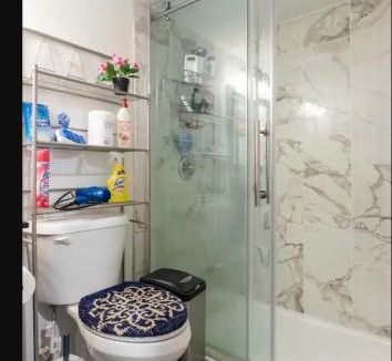 Aylmer Apartment | Serenity & memorable Cozy Lower Level Apartment Room in TownHouse Private Entrance