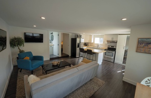 Okanagan-Similkameen House | Serenity: Rockcliffe Getaway