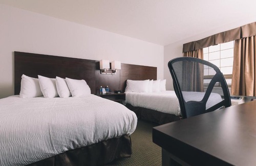 Grande Prairie Hotel | Service Plus Inns and Suites