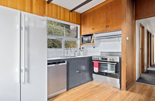 Thredbo Ski Chalet | Sevens Ski Lodge | Thredbo | Cost-effective | 4BR