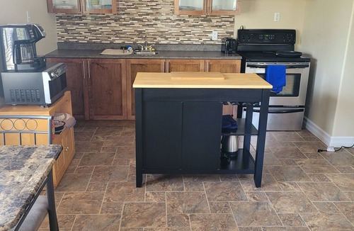 Shediac Bridge House | Shediac Cape, 7 miles from Parlee Beach.n15 minutes from Moncton