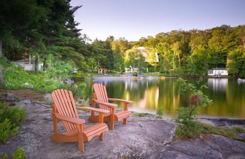 Port Carling Hotel | Sherwood Inn