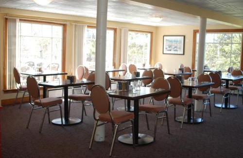 Green Gables Hotel | Shining Waters Country Inn