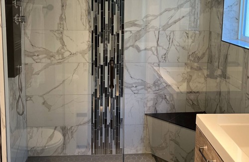Fanny Bay House | Ships Point Wellness