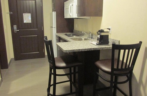 Melville Hotel | Sigma Inn & Suites Melville